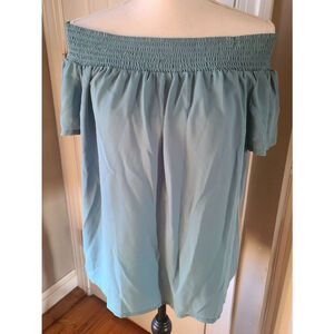 Pink Rose size Large off shoulder blue short sleeve shirt